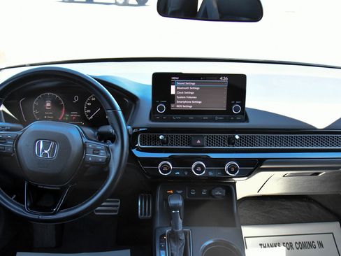 Used 2025 Honda Civic Sport image 34