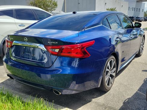 Used 2017 Nissan Maxima Platinum FWD image 3