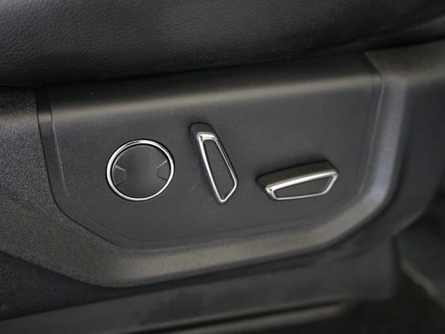 Used 2018 Ford F150 Lariat w/ Equipment Group 502A Luxury AWD/4WD image 59