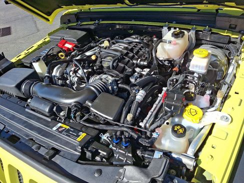 Certified 2023 Jeep Wrangler Sport S image 28