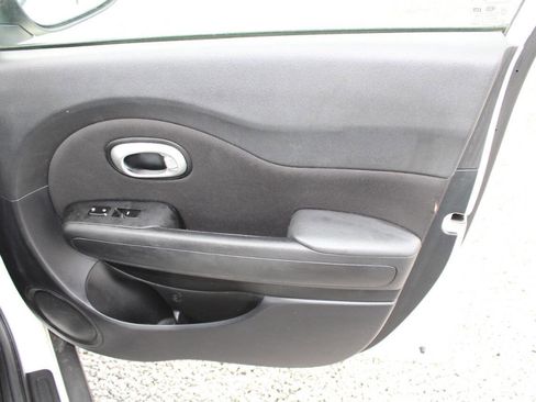Used 2016 Kia Soul image 20