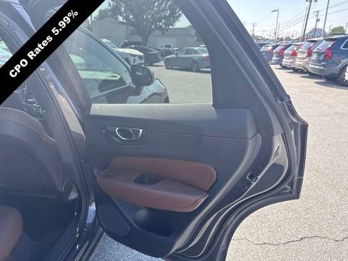 Used 2024 Volvo XC60 B5 Plus w/ Climate Package AWD/4WD image 4