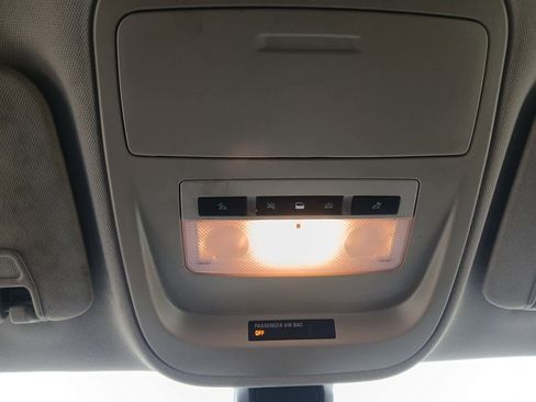 Used 2018 Chevrolet Colorado LT w/ LT Convenience Package AWD/4WD image 44