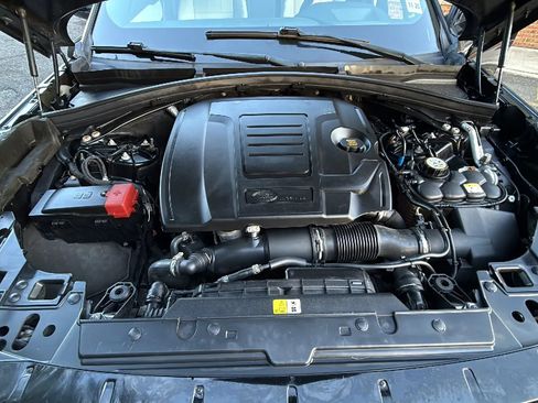 Used 2020 Land Rover Range Rover Velar R-Dynamic S AWD/4WD image 44
