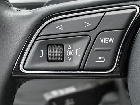 Used 2019 Audi A4 2.0T Premium Plus image 18