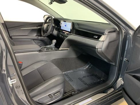 New 2026 Toyota Camry XLE w/ Premium Plus Package AWD/4WD image 37