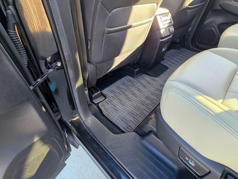 Used 2020 Subaru Ascent Limited w/ Popular Package #2A image 21