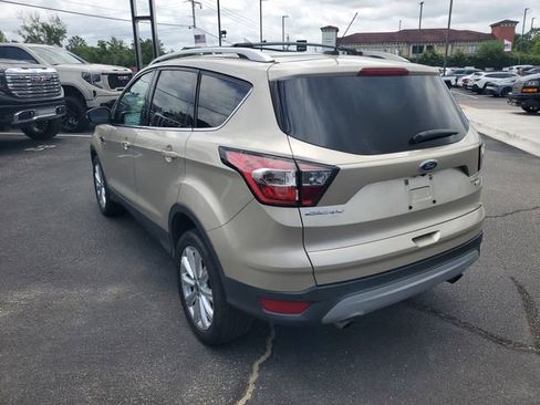 Used 2017 Ford Escape Titanium AWD/4WD image 3