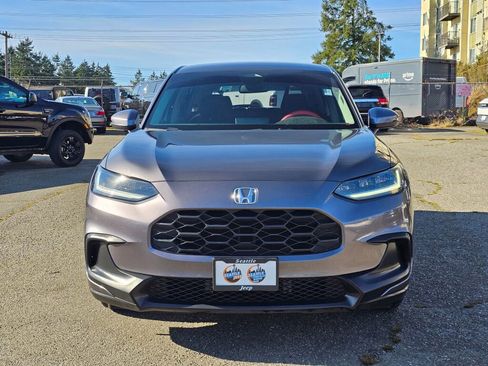 Used 2023 Honda HR-V LX image 2