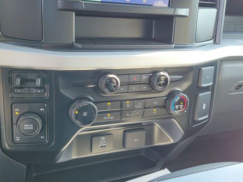 New 2026 Ford F350 XL w/ XL Chrome Package image 28