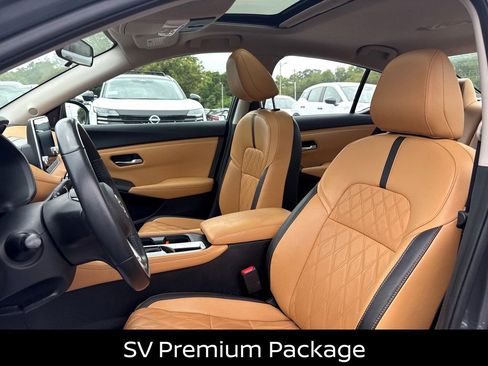 Used 2023 Nissan Sentra SV w/ SV Premium Package FWD image 18