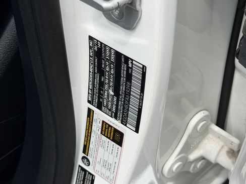 Used 2015 Mercedes-Benz ML 350 4MATIC image 21