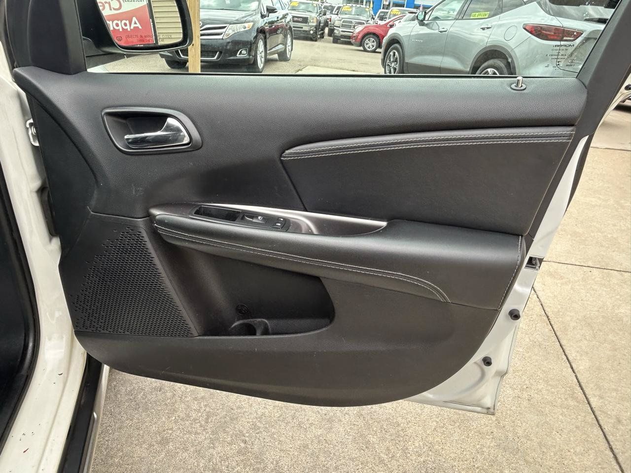 Used 2019 Dodge Journey Crossroad FWD image 17
