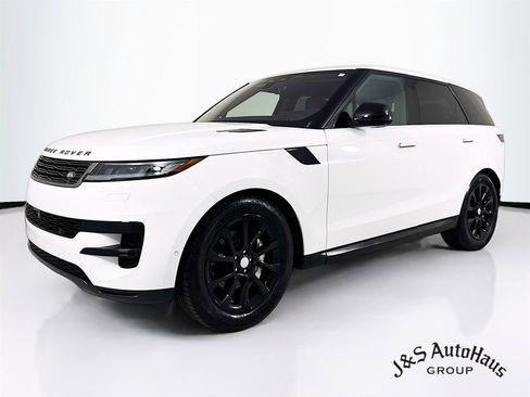 Used 2023 Land Rover Range Rover Sport SE AWD/4WD image 3