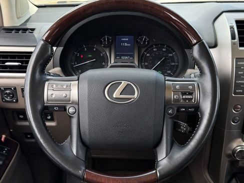 Used 2019 Lexus GX 460 Luxury AWD/4WD image 11