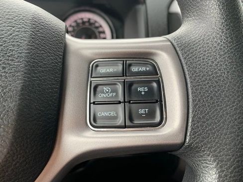 Used 2023 RAM 1500 Classic SLT AWD/4WD image 17