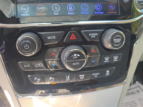 Used 2019 Jeep Grand Cherokee Summit AWD/4WD image 33