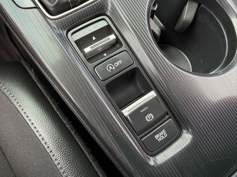Used 2025 Honda Civic Sport image 16