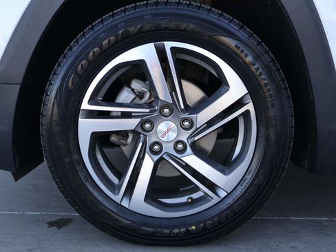 Used 2021 GMC Terrain SLT image 6