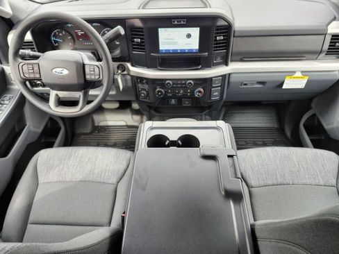 New 2026 Ford F250 XLT w/ FX4 Off-Road Package AWD/4WD image 12