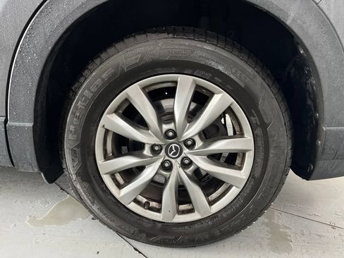 Used 2017 MAZDA CX-9 Touring FWD image 10
