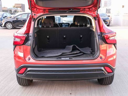 Used 2024 Chevrolet Trax LS w/ LS Convenience Package FWD image 27