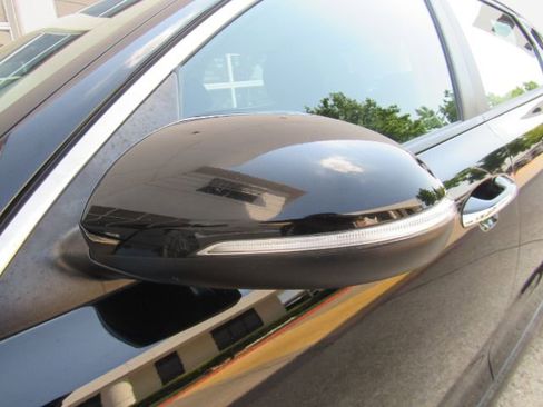 Used 2019 Kia Optima LX image 14