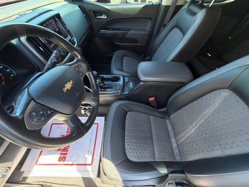 Used 2020 Chevrolet Colorado Z71 RWD image 15