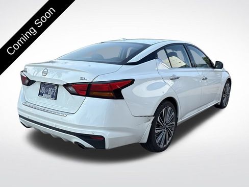 Used 2023 Nissan Altima 2.5 SL FWD image 5