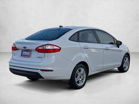 Used 2019 Ford Fiesta SE FWD image 5