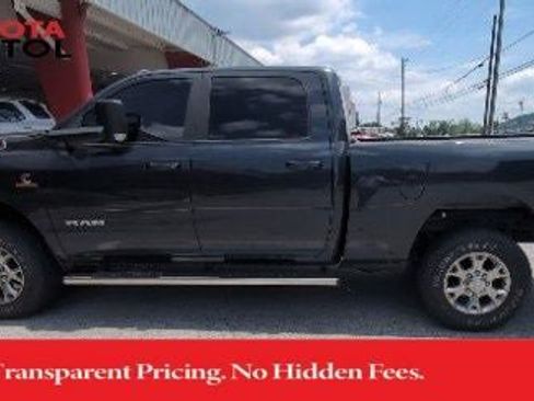 Used 2021 RAM 2500 Big Horn w/ Level 1 Equipment Group AWD/4WD image 7