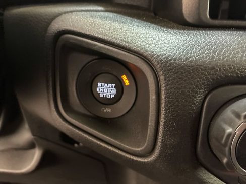 Used 2025 Jeep Wrangler Unlimited Sport AWD/4WD image 22
