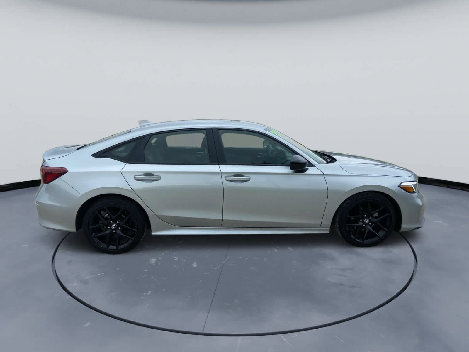 Used 2025 Honda Civic Sport image 3