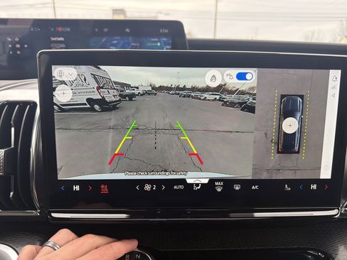 New 2026 Ford Expedition Max Platinum image 27