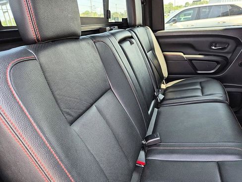 Used 2023 Nissan Titan PRO-4X w/ Pro-4x Convenience Package AWD/4WD image 31