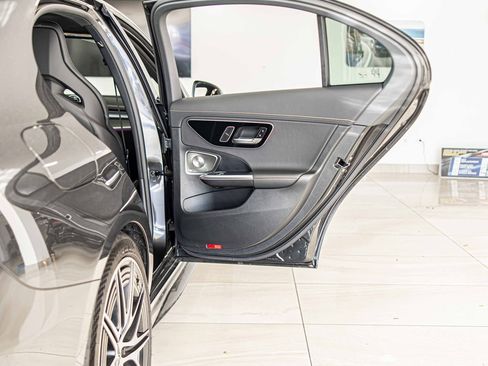 Used 2024 Mercedes-Benz C 63 AMG S image 38