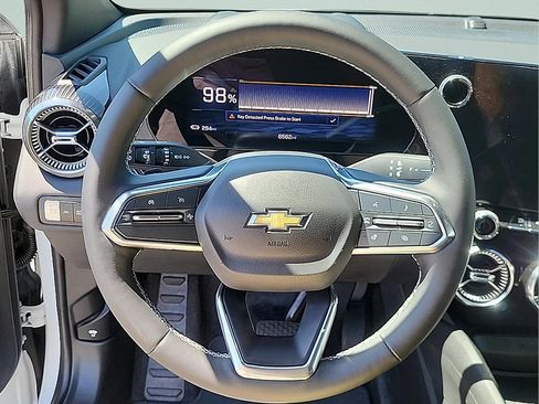 Used 2024 Chevrolet Blazer EV LT AWD/4WD image 16