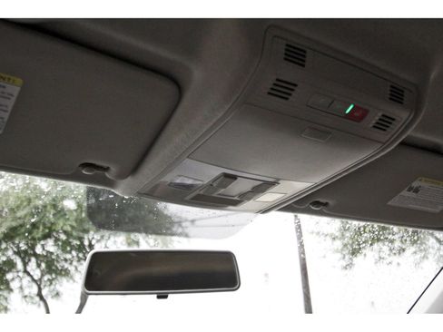 Used 2022 Volkswagen Tiguan S FWD image 23
