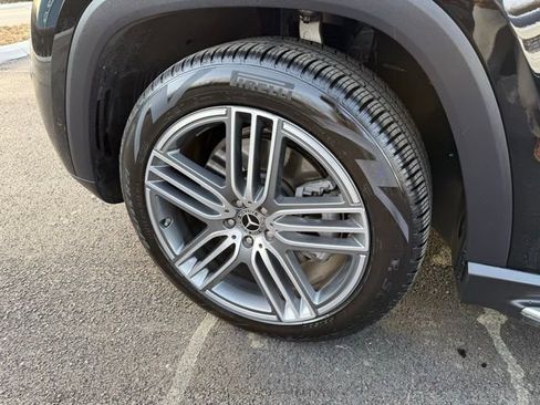 Certified 2026 Mercedes-Benz GLS 450 4MATIC image 10