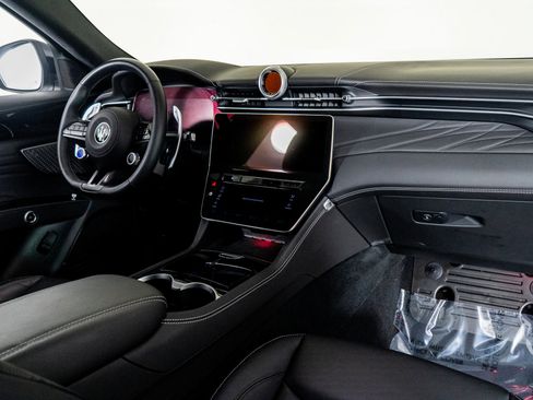 Used 2025 Maserati Grecale Modena image 52