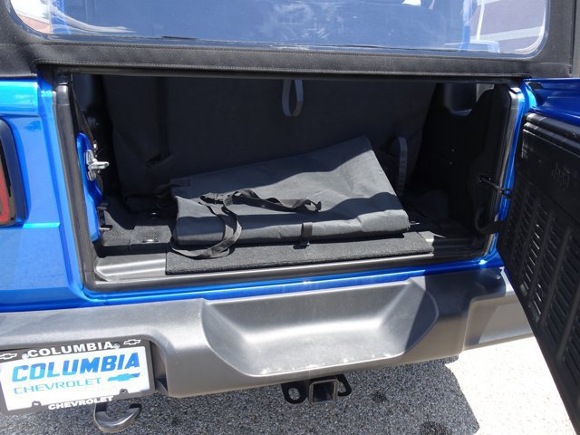 Used 2024 Jeep Wrangler Sport AWD/4WD image 16