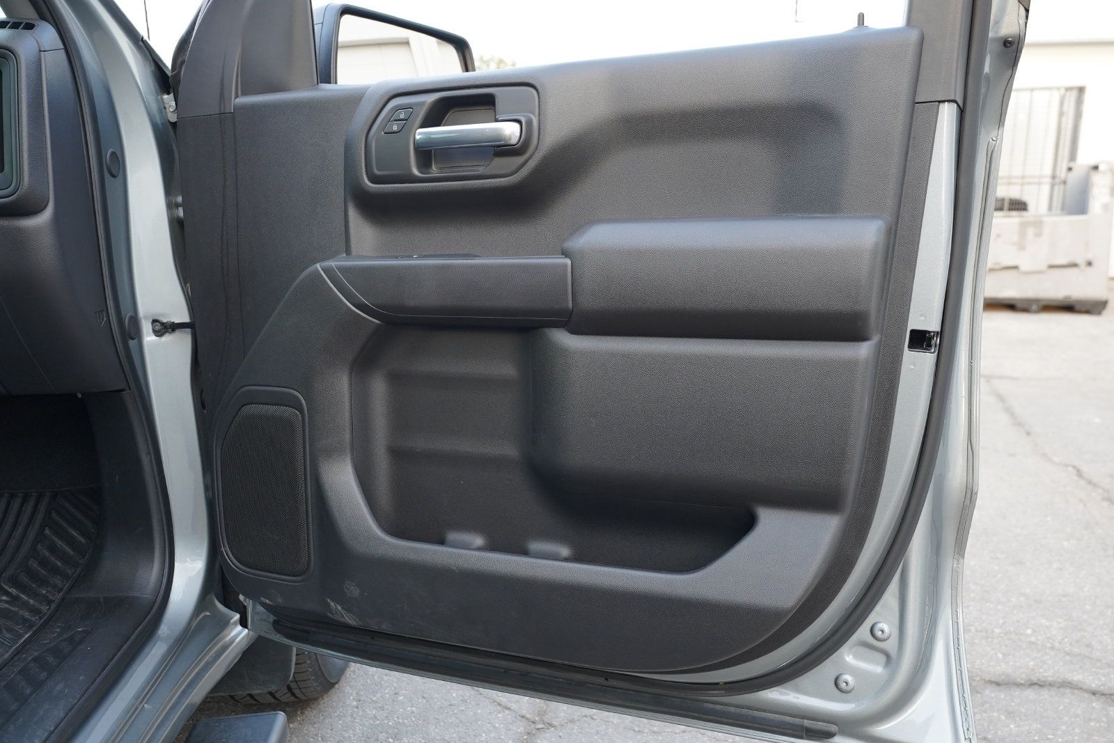 Used 2024 Chevrolet Silverado 1500 Custom w/ LPO, Dark Essentials Package RWD image 26