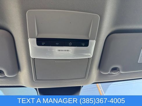 Used 2025 Nissan Sentra SR FWD image 26