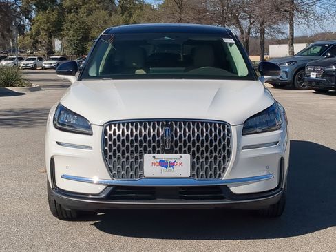 Used 2023 Lincoln Corsair FWD w/ Equipment Group 101A image 8