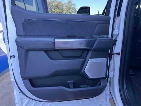 New 2026 Ford F250 Platinum AWD/4WD image 10