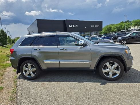 Used 2012 Jeep Grand Cherokee Limited AWD/4WD image 2