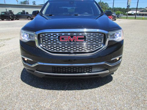 Used 2017 GMC Acadia Denali w/ Technology Package FWD image 82