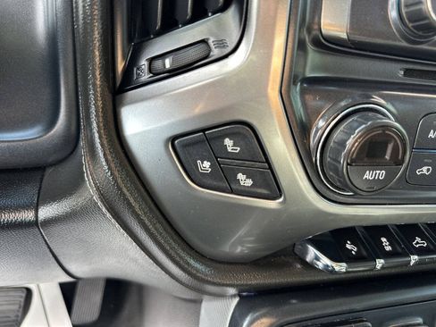 Used 2017 Chevrolet Silverado 1500 LTZ Z71 w/ Redline Edition AWD/4WD image 18