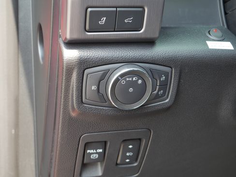 Certified 2020 Ford Expedition Platinum AWD/4WD image 6
