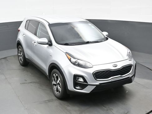 Used 2022 Kia Sportage LX image 33
